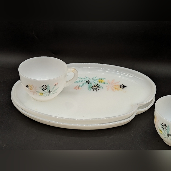 Vintage 50s Atomic Flowers Federal Glass - Picture 7 of 10